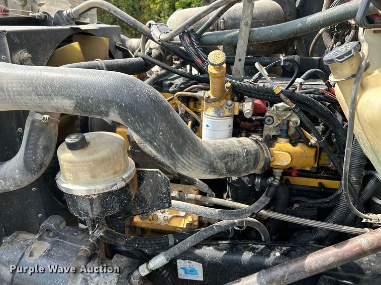 image for item NQ9836 2007 Kenworth T300  dump truck