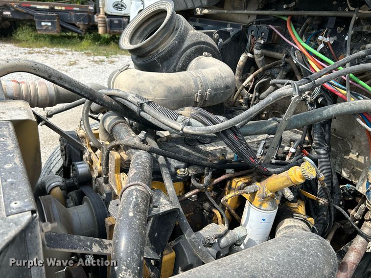 image for item NQ9836 2007 Kenworth T300  dump truck