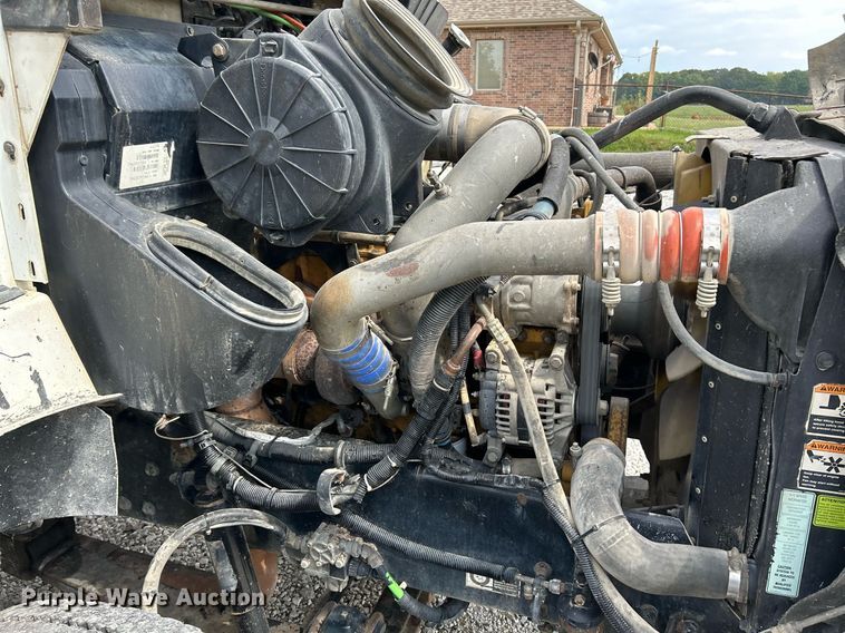 image for item NQ9836 2007 Kenworth T300  dump truck