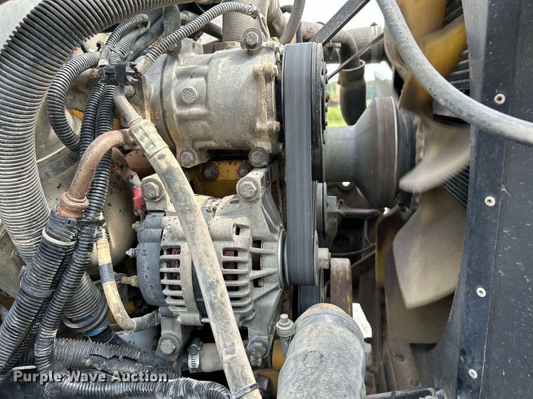 image for item NQ9836 2007 Kenworth T300  dump truck