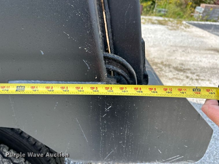 image for item NQ9836 2007 Kenworth T300  dump truck