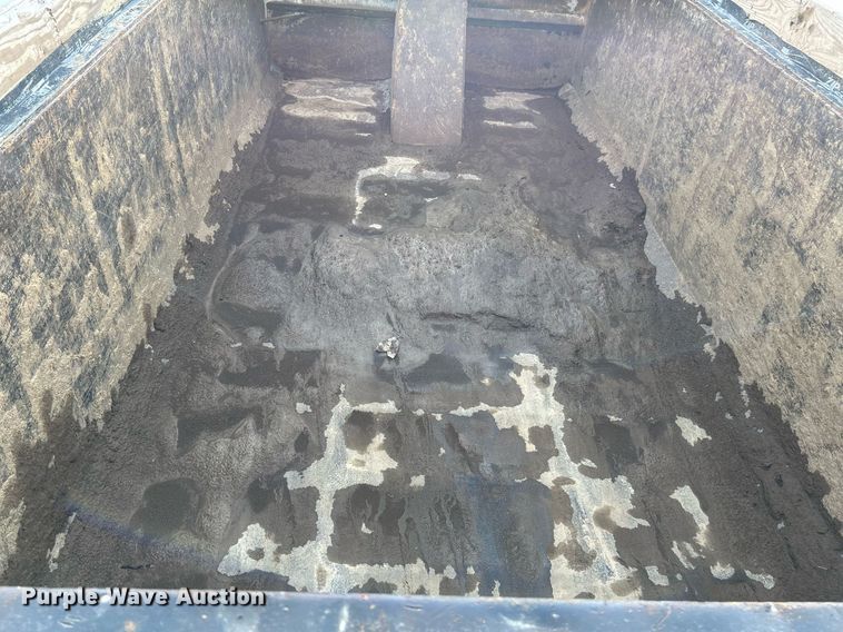 image for item NQ9836 2007 Kenworth T300  dump truck