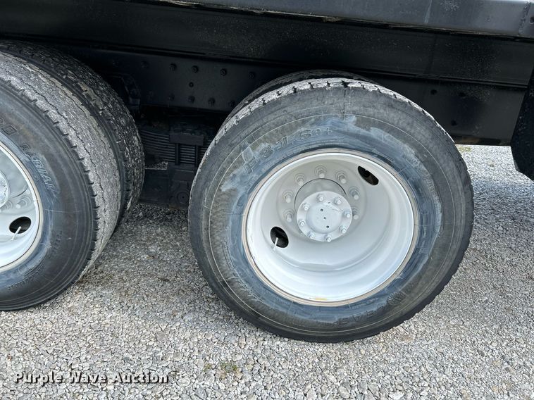 image for item NQ9836 2007 Kenworth T300  dump truck