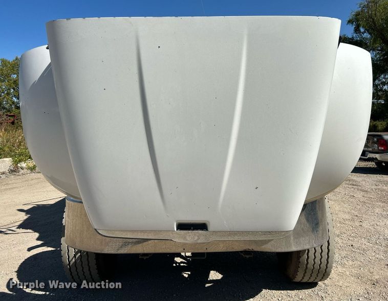 image for item NQ9920 2007 Peterbilt 335  dump truck