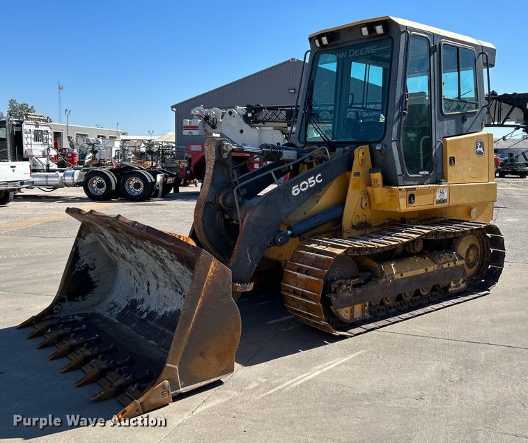 image for item NQ9945 2012 John Deere 605C  track loader