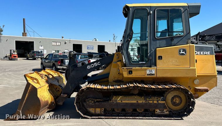 image for item NQ9945 2012 John Deere 605C  track loader