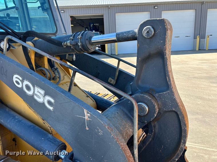 image for item NQ9945 2012 John Deere 605C  track loader