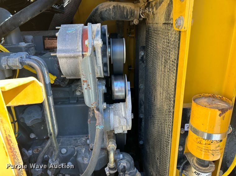 image for item NQ9945 2012 John Deere 605C  track loader