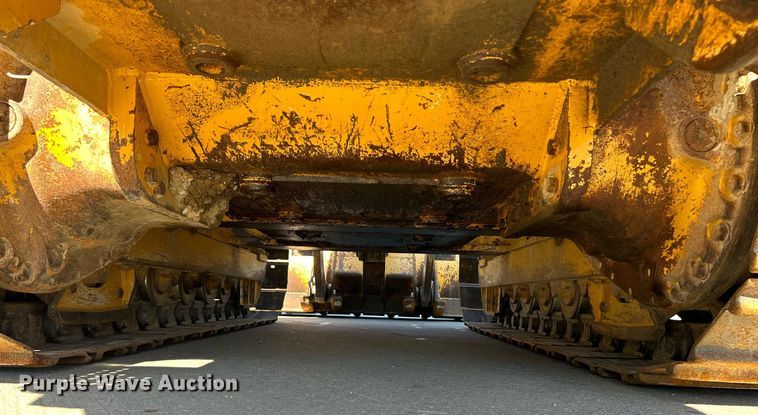 image for item NQ9945 2012 John Deere 605C  track loader