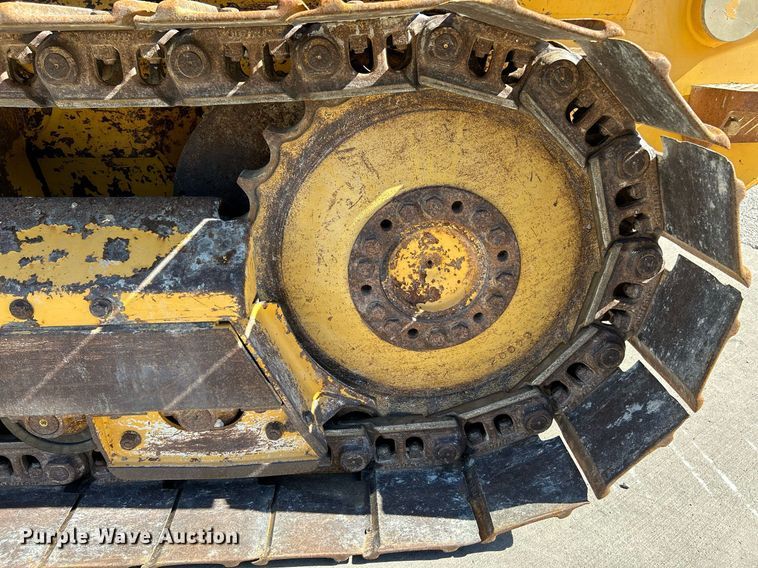 image for item NQ9945 2012 John Deere 605C  track loader