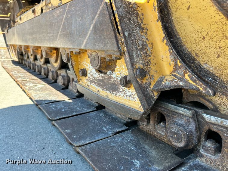 image for item NQ9945 2012 John Deere 605C  track loader