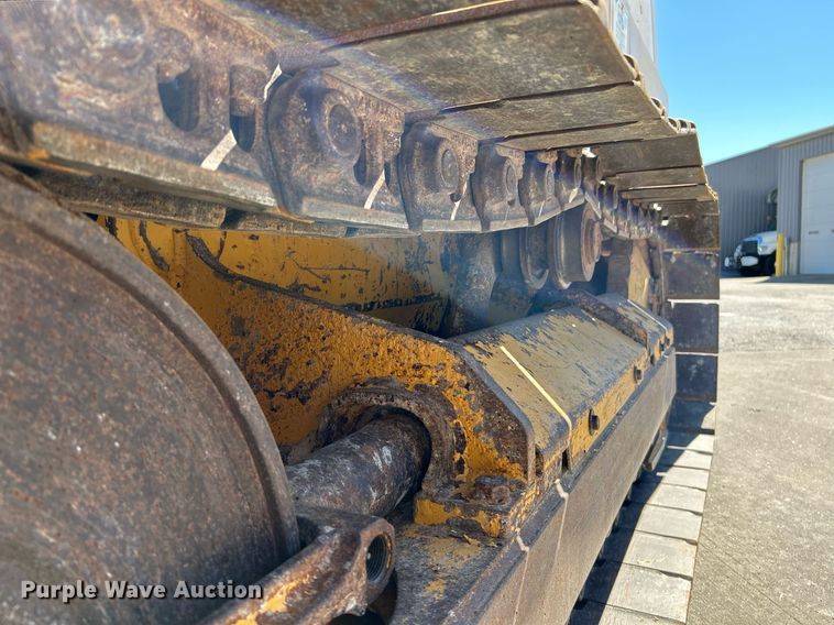 image for item NQ9945 2012 John Deere 605C  track loader