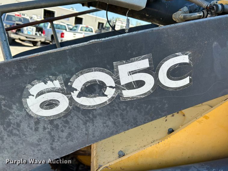 image for item NQ9945 2012 John Deere 605C  track loader