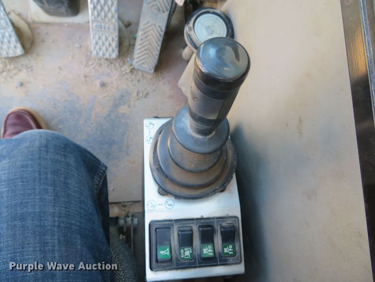 image for item NQ9946 2006 Link-Belt RTC8065 Series II  crane