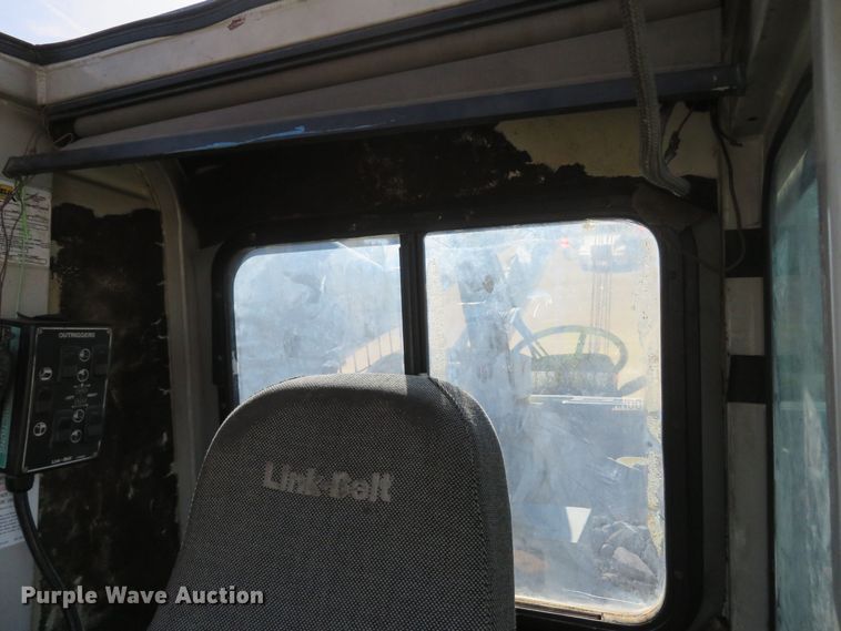 image for item NQ9946 2006 Link-Belt RTC8065 Series II  crane