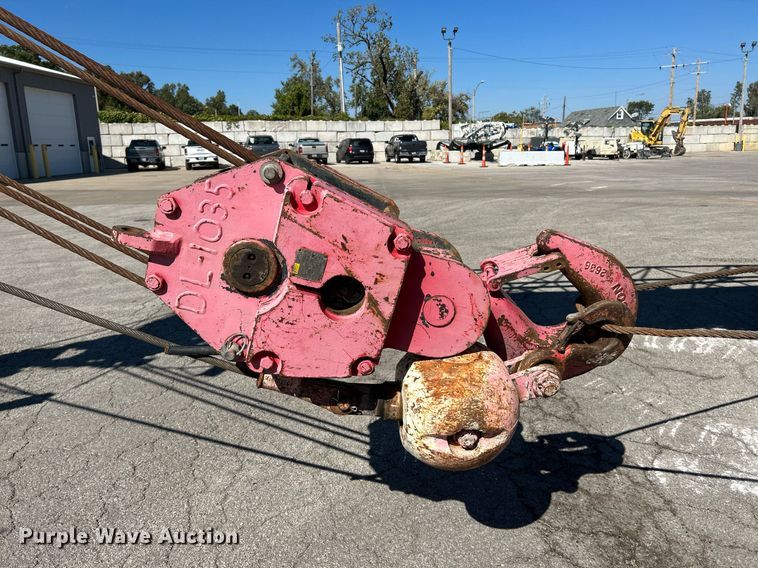 image for item NQ9946 2006 Link-Belt RTC8065 Series II  crane