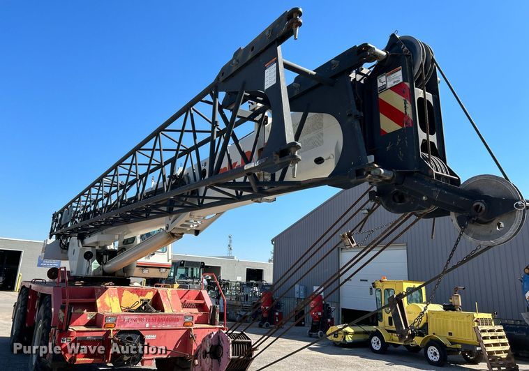 image for item NQ9946 2006 Link-Belt RTC8065 Series II  crane