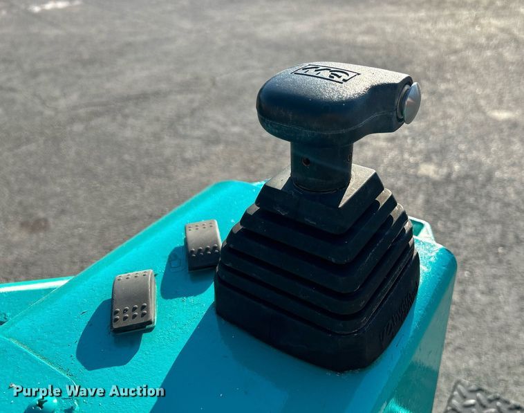 image for item NQ9949 2006 Whiteman STX-55-6