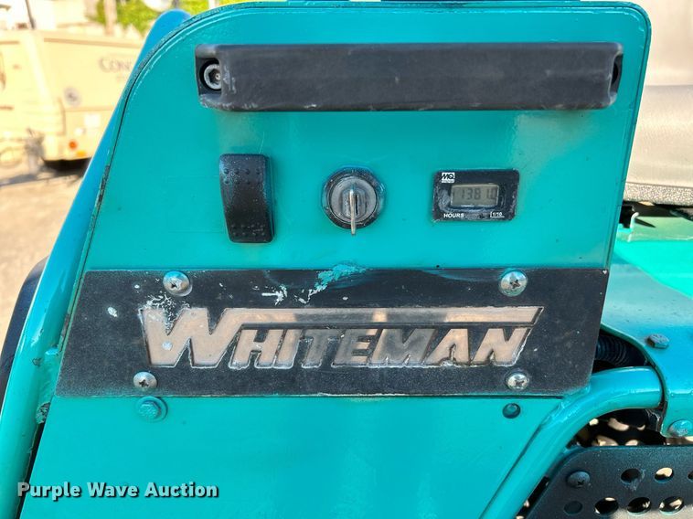 image for item NQ9950 2012 Whiteman STXD6I  power trowel