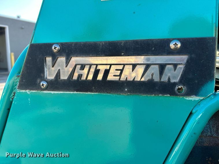 image for item NQ9950 2012 Whiteman STXD6I  power trowel