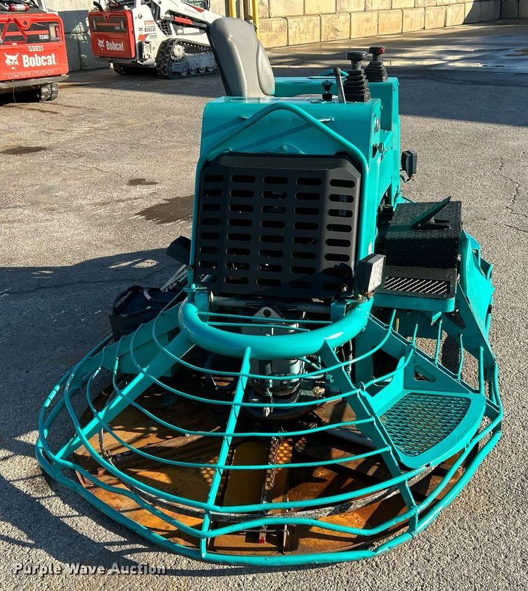 image for item NQ9951 2006 Whiteman STX-55Y-6  power trowel