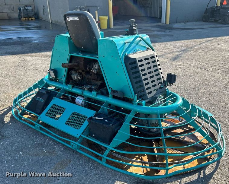 image for item NQ9951 2006 Whiteman STX-55Y-6  power trowel