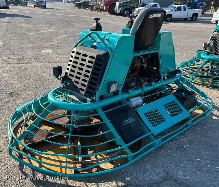 image for item NQ9951 2006 Whiteman STX-55Y-6  power trowel