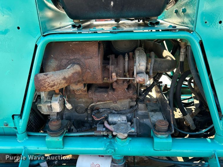 image for item NQ9951 2006 Whiteman STX-55Y-6  power trowel