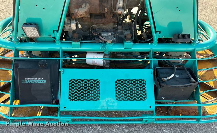 image for item NQ9951 2006 Whiteman STX-55Y-6  power trowel