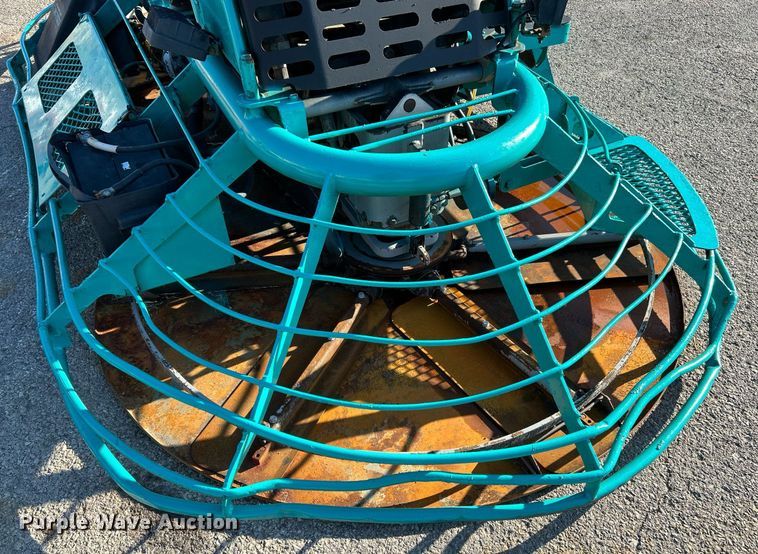 image for item NQ9951 2006 Whiteman STX-55Y-6  power trowel