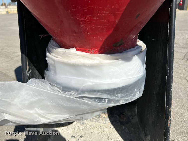 image for item NQ9955 Husqvarna T8600  dust extractor