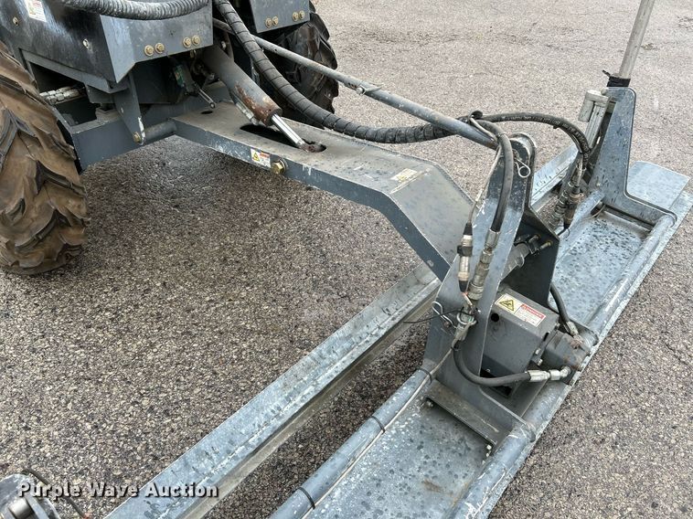 image for item NQ9965 Somero Copperhead XD 3.0  screed