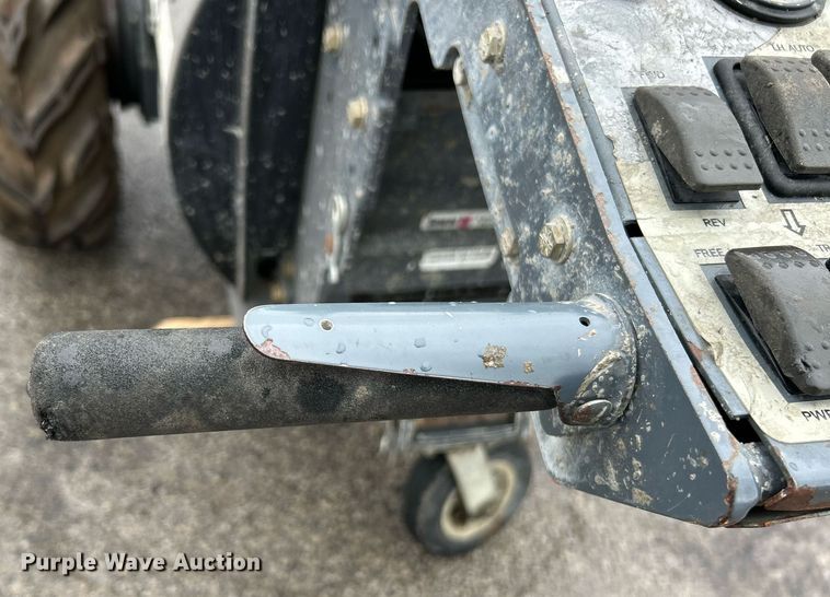 image for item NQ9965 Somero Copperhead XD 3.0  screed