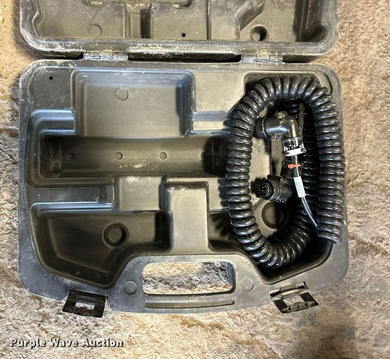 image for item NQ9965 Somero Copperhead XD 3.0  screed