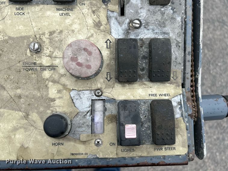 image for item NQ9966 Somero Copperhead XD 3.0  screed