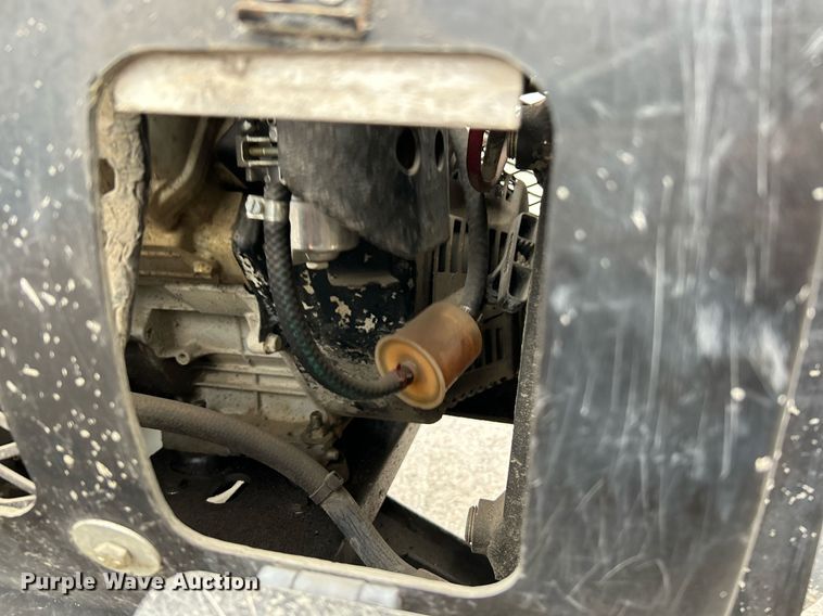 image for item NQ9966 Somero Copperhead XD 3.0  screed