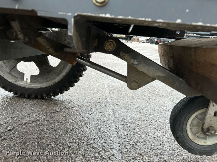 image for item NQ9966 Somero Copperhead XD 3.0  screed