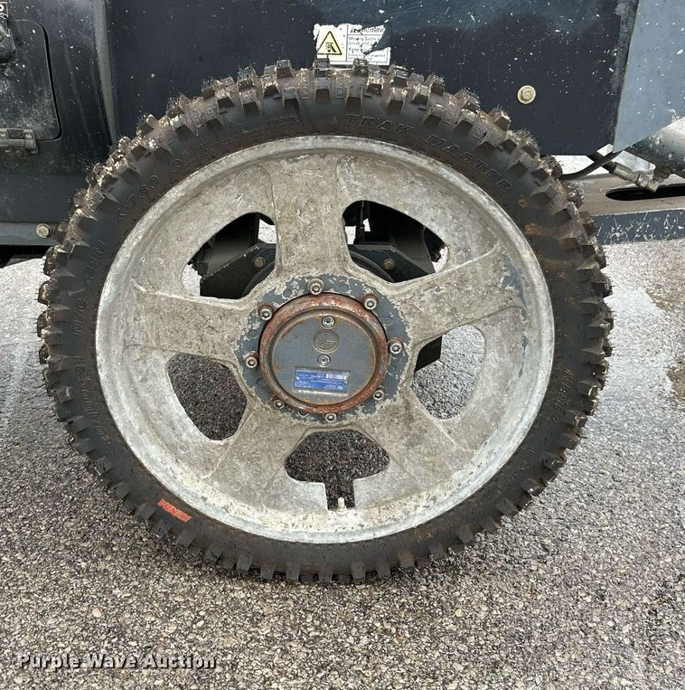 image for item NQ9966 Somero Copperhead XD 3.0  screed