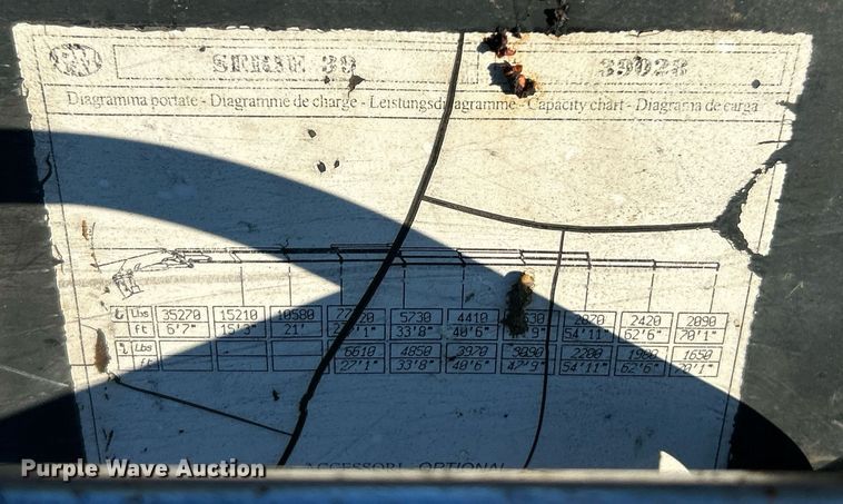 image for item NQ9967 1997 Ford LT9513  crane truck