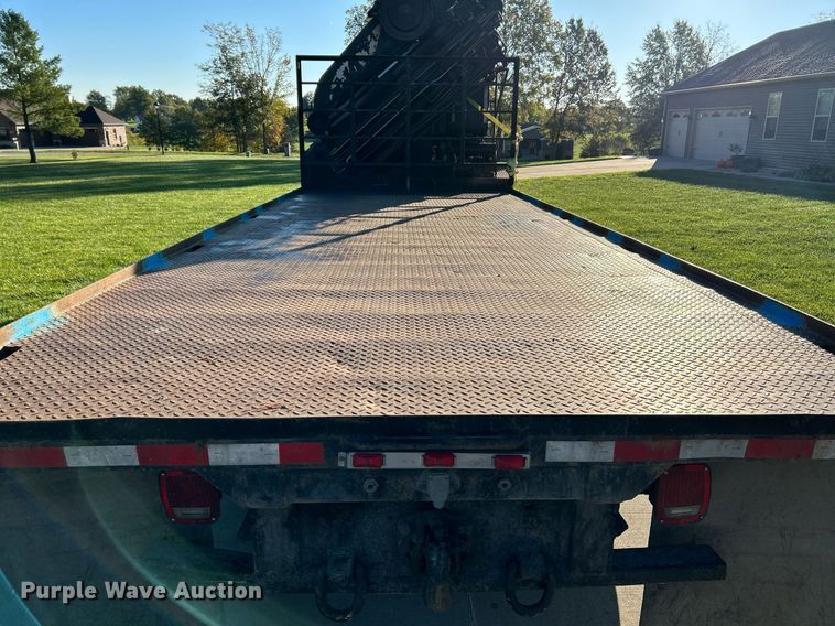 image for item NQ9967 1997 Ford LT9513  crane truck