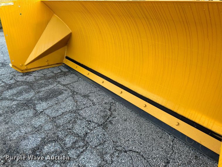 image for item NQ9975 Pro-Tech SPO8S  skid steer snow pusher