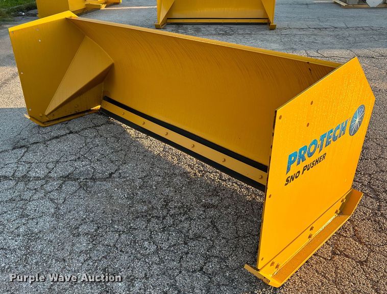 image for item NQ9978 skid steer snow pusher