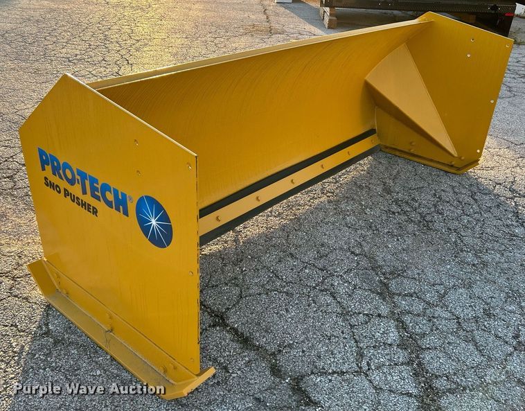 image for item NQ9978 skid steer snow pusher