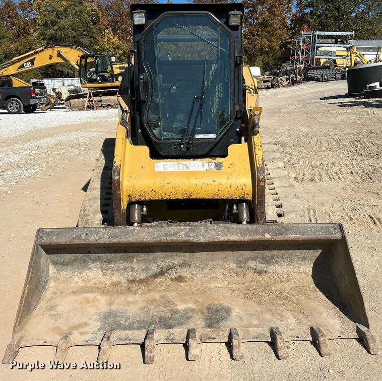 image for item NR9026 2013 Caterpillar 259B3  tracked skid steer loader
