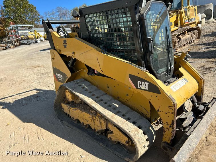 image for item NR9026 2013 Caterpillar 259B3  tracked skid steer loader