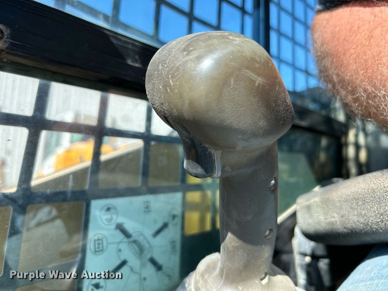 image for item NR9026 2013 Caterpillar 259B3  tracked skid steer loader