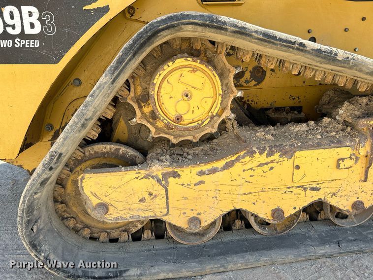 image for item NR9026 2013 Caterpillar 259B3  tracked skid steer loader