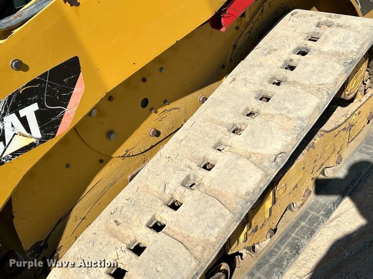 image for item NR9026 2013 Caterpillar 259B3  tracked skid steer loader