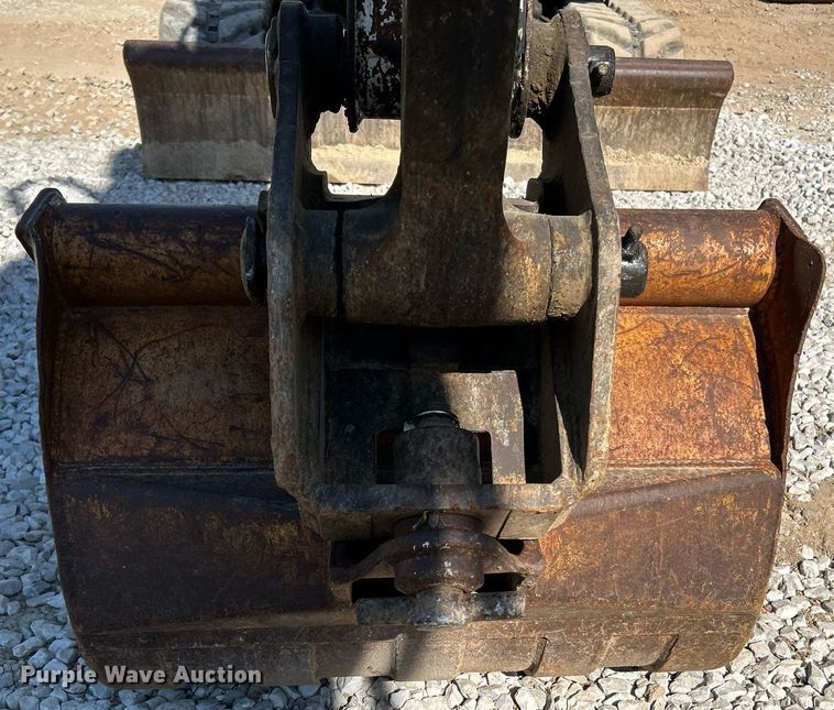 image for item NR9027 2005 Bobcat 442C  mini excavator