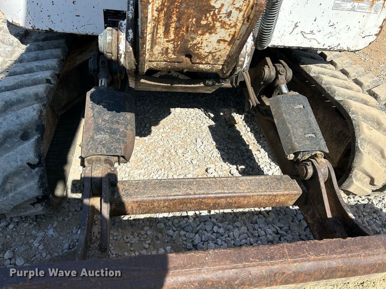 image for item NR9027 2005 Bobcat 442C  mini excavator